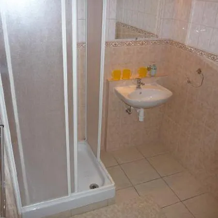 Penzión pre hostí Batavya Topolcany