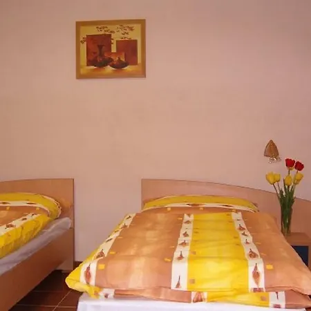 Batavya Topolcany