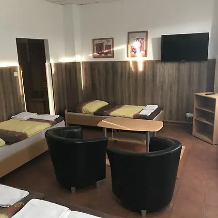 Penzión pre hostí Batavya Topolcany